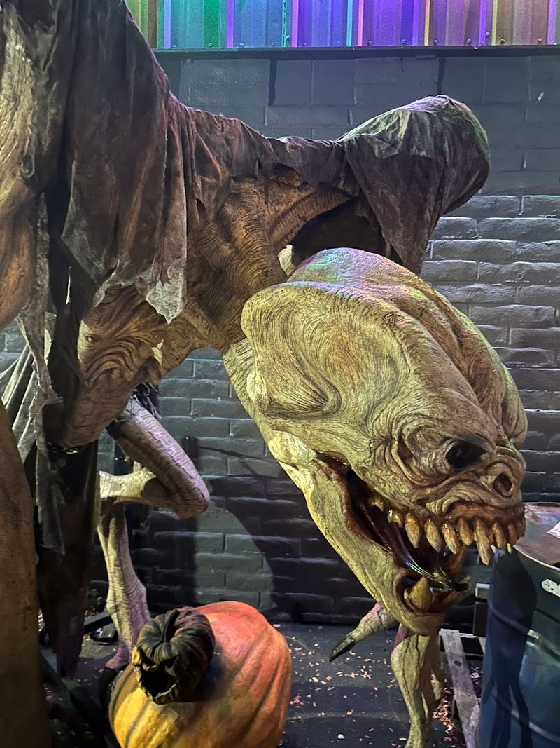 Spine-Tingling Animatronics and Jaw-Dropping Props