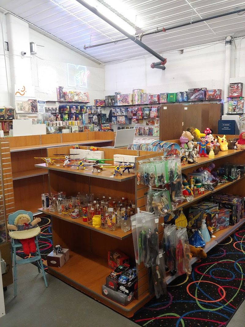 Sports Cards and Pop Culture Collectibles From the 80s and 90s