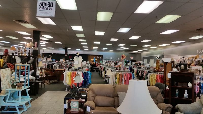 Spotless, Organized Aisles That Make Shopping Easy