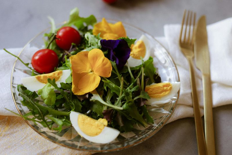 Spring salad with eggs