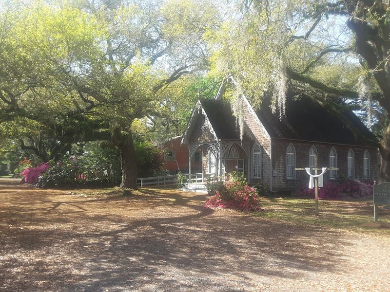 St. James Santee Episcopal Church and Its Quiet Reverence