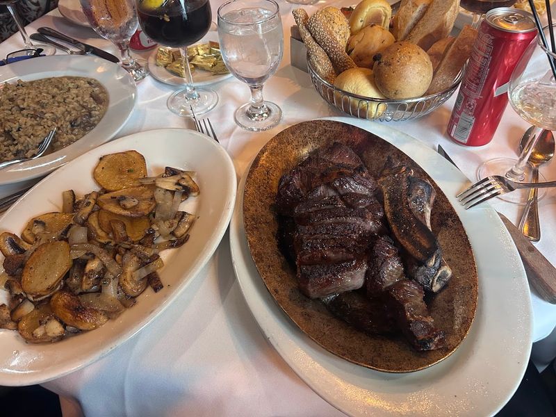 Steakhouse-Worthy Cuts That Wow Meat Lovers Steakhouse-Worthy Cuts That Wow Meat Lovers