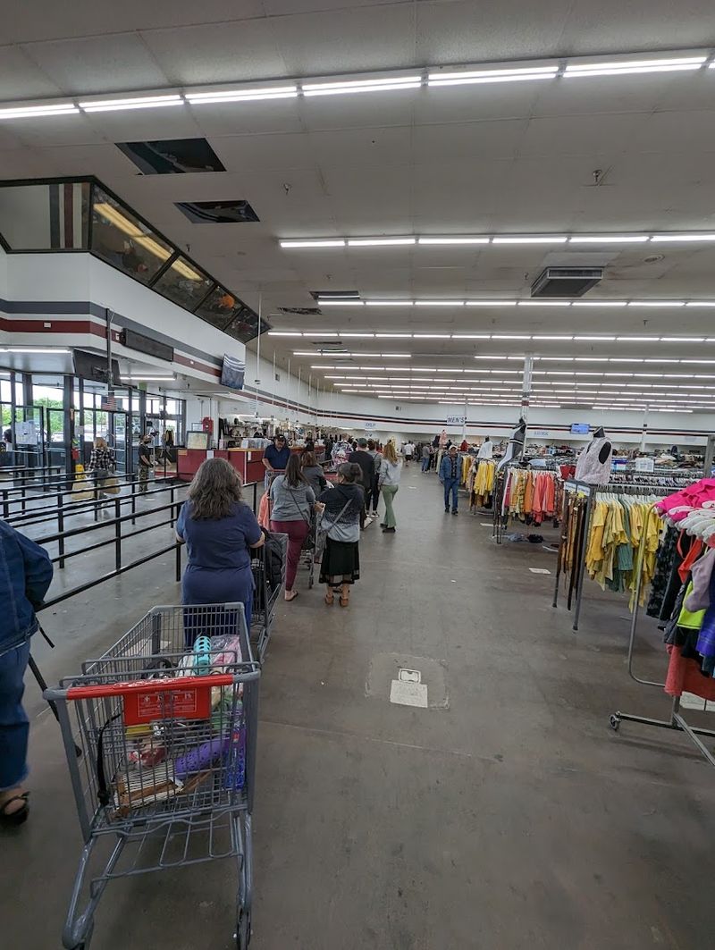 Store Hours That Work Around Your Schedule