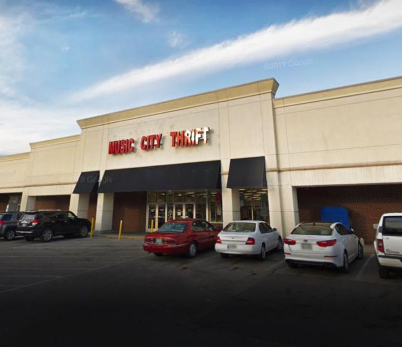 Store Hours That Work for Almost Any Schedule Store Hours That Work for Almost Any Schedule
