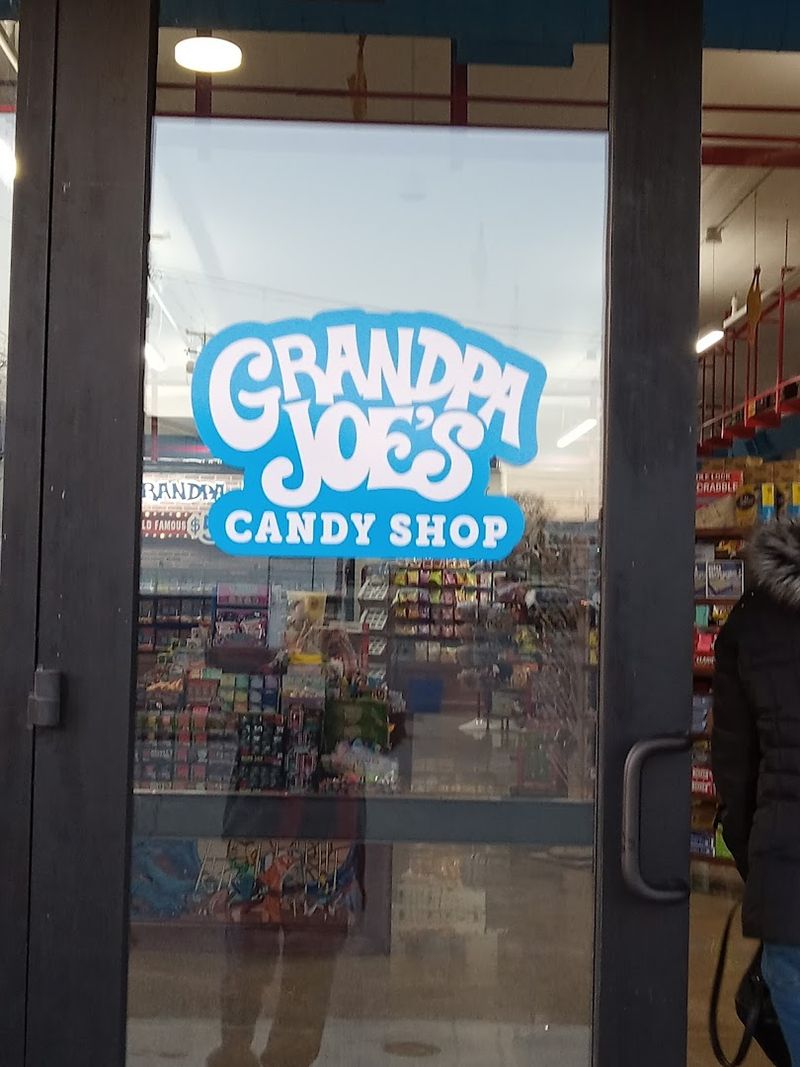 Store Location in Downtown Mansfield