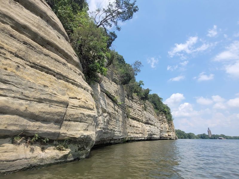 Stunning Sandstone Bluffs That Frame the Whole Park