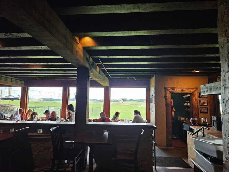 Sunday Brunch Buffet That Brings Out the Whole Family