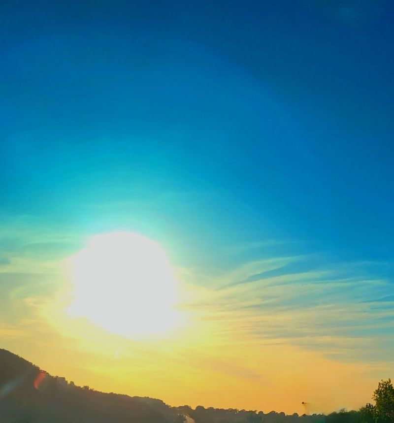 Sunrise and Sunset Views: The Golden Hours on CA-154