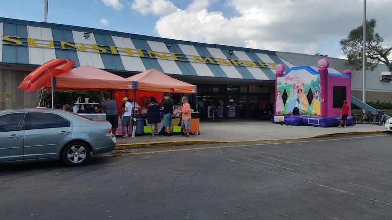 Sunshine Flea Market - West Palm Beach, Florida