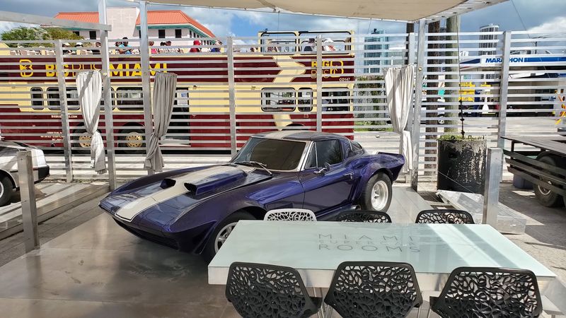 Supercar Rooms - Miami, Florida