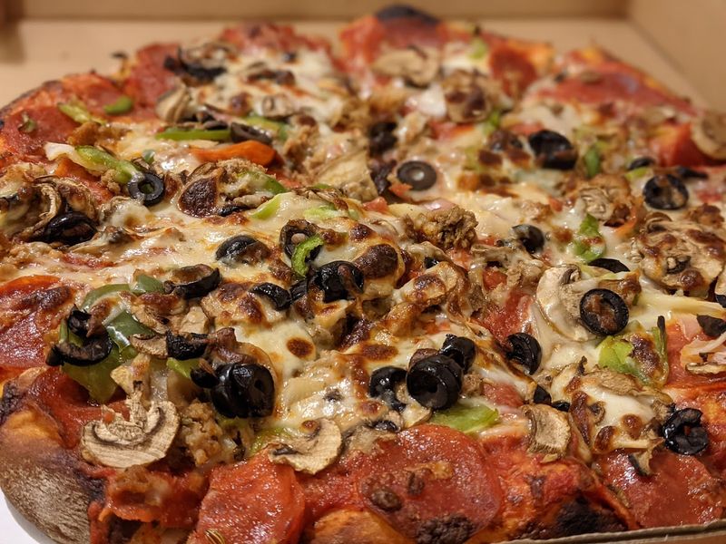 Supreme Pizza With Bold, Robust Sauce