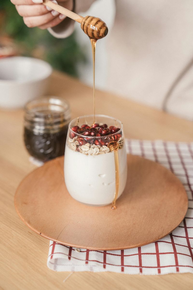 Sweetened yogurt