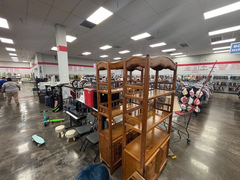 Texas Thrift - Houston, Texas