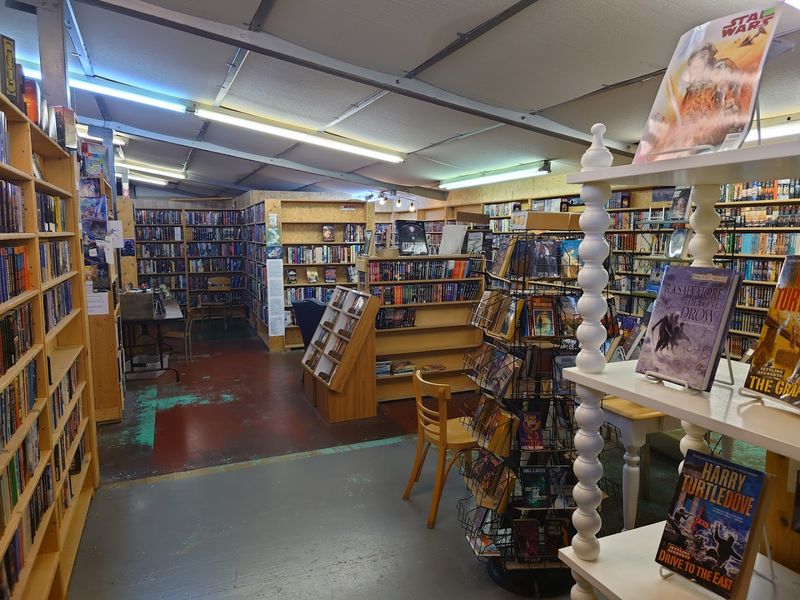 That Unmistakable Old Library Smell