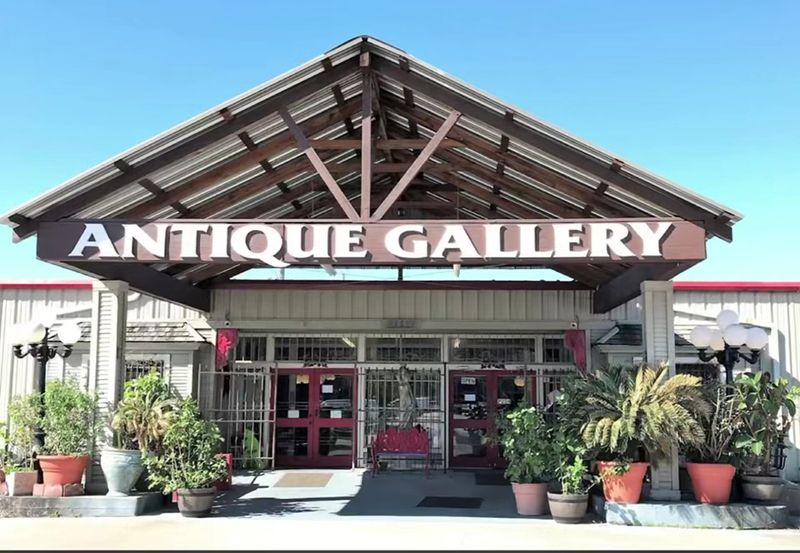 The Antique Gallery of Houston - Spring, Texas