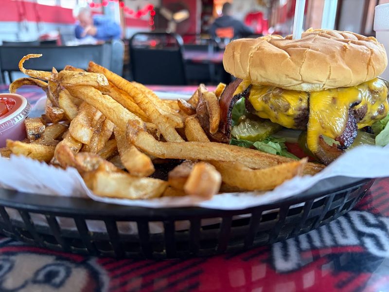 The Bacon Cheeseburger That Stops People in Their Tracks