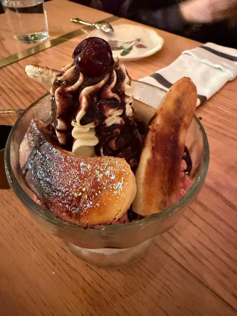The Banana Split Sundae That Earns Its Spot The Banana Split Sundae That Earns Its Spot