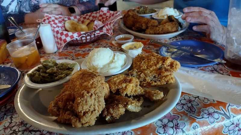 The Beacon Light Tea Room - Bon Aqua, Tennessee