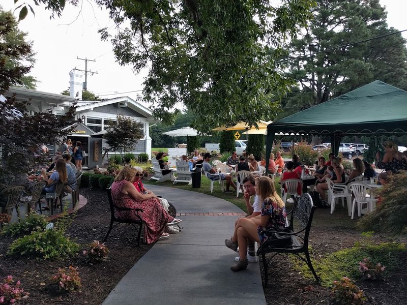 The Bee & The Biscuit - Virginia Beach, Virginia