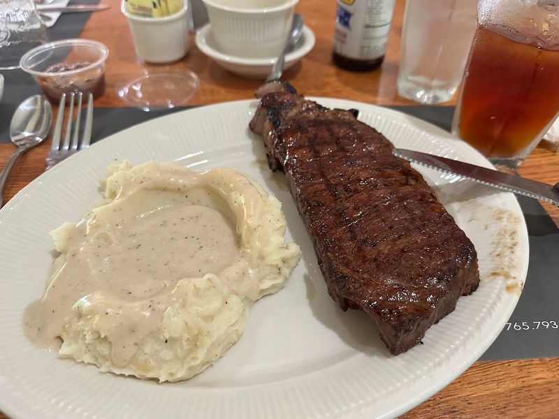 The Beef House - Covington, Indiana The Beef House - Covington, Indiana