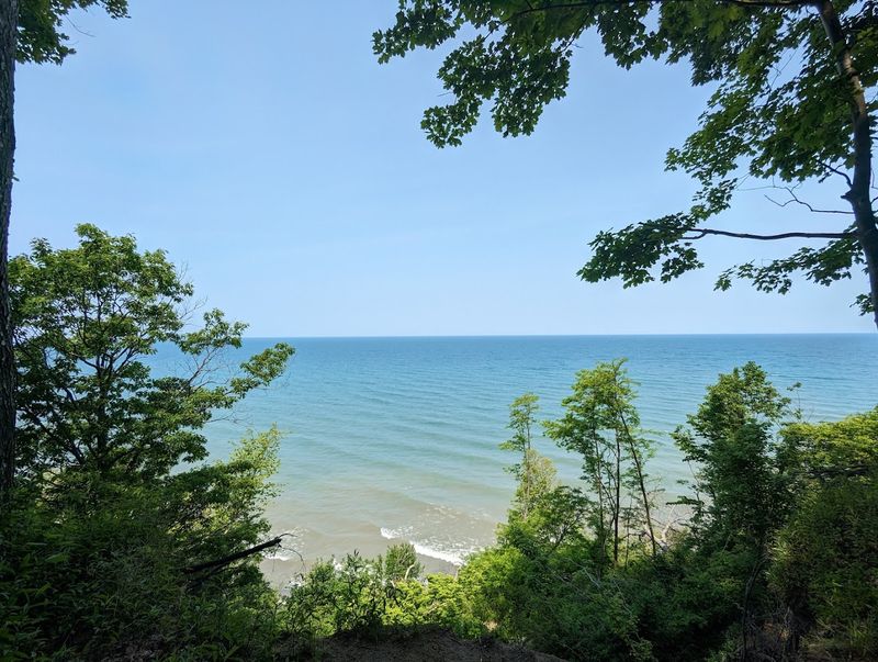 The Bluffs Trail and Its Jaw-Dropping Lake Views