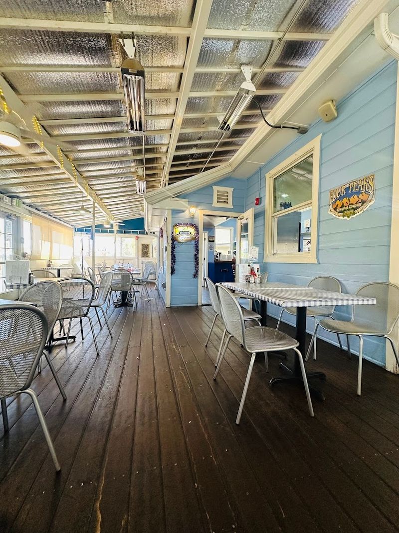 The Casual Porch Atmosphere That Feels Like Home