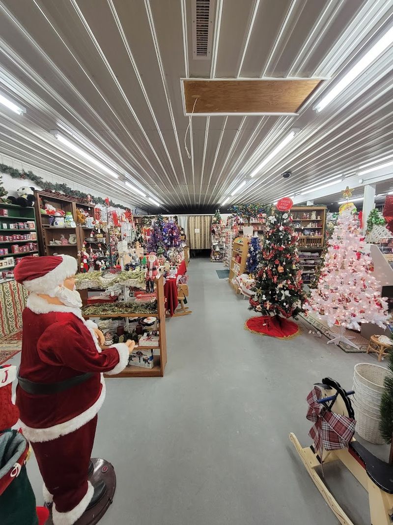 The Christmas Shoppe That Feels Magical Year-Round The Christmas Shoppe That Feels Magical Year-Round
