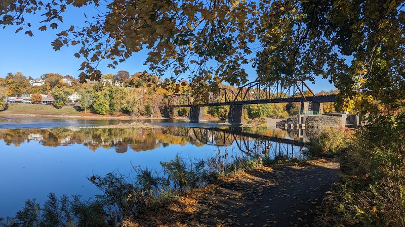 The Delaware River Waterfront: Scenic Views That Stop You Cold
