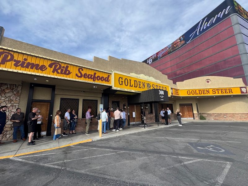 The Difficulty of Getting a Reservation (And Why It's Worth It) The Difficulty of Getting a Reservation (And Why It's Worth It)