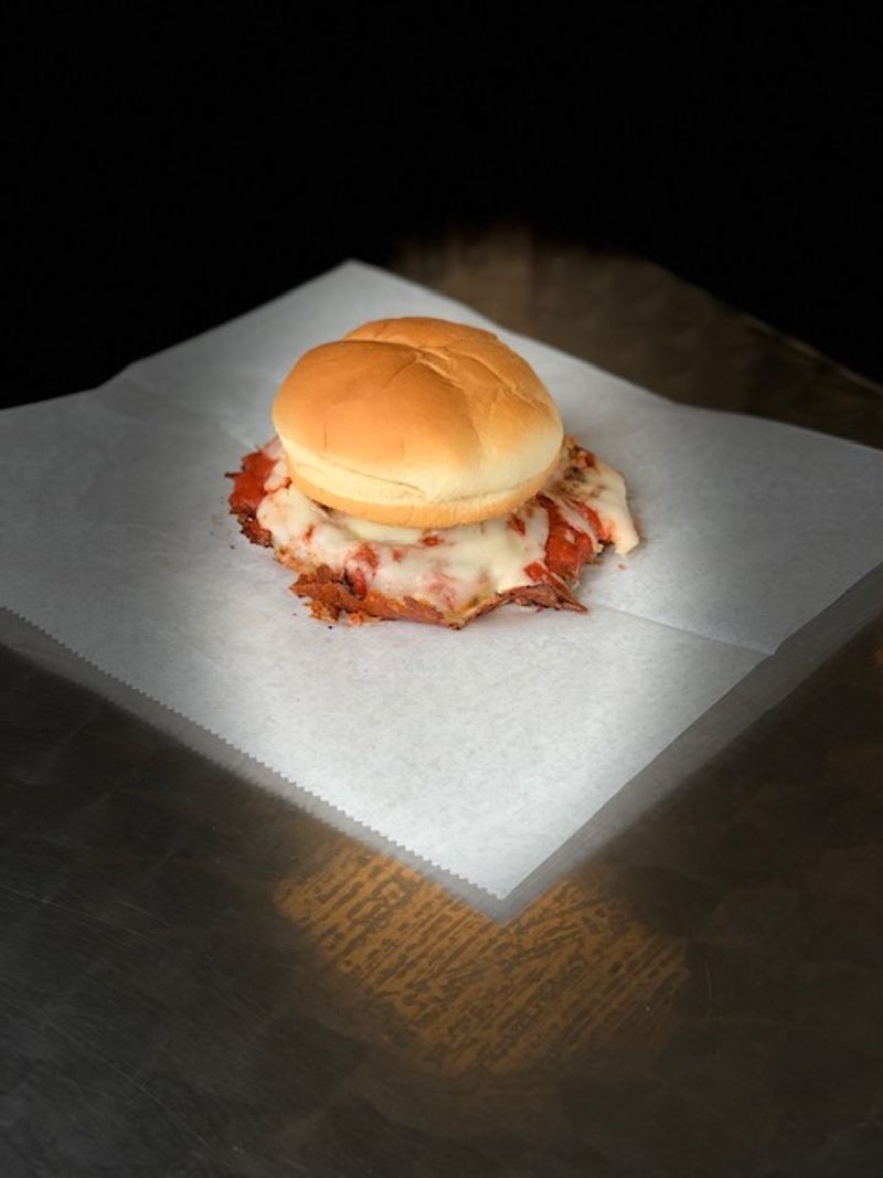 The Double Mozzarella Burger You Will Dream About The Double Mozzarella Burger You Will Dream About