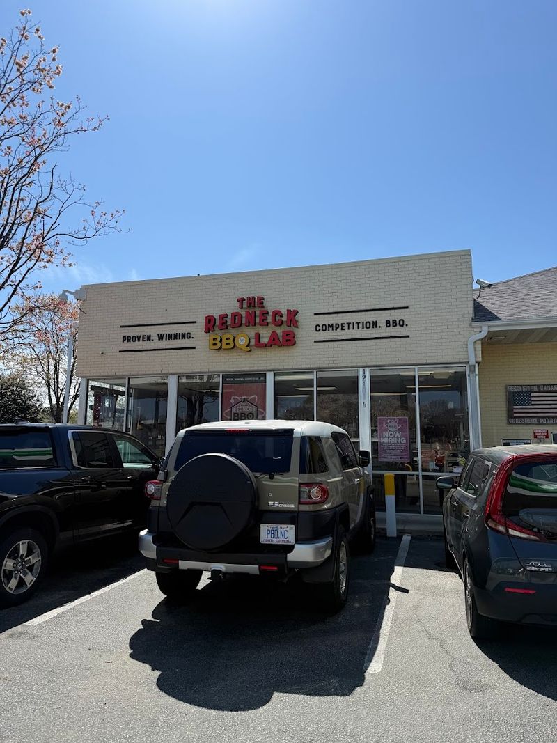 The Drive-Thru That Keeps Regulars Coming Back Weekly