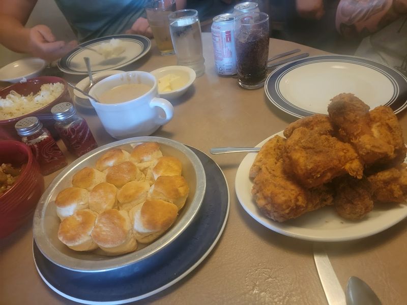 The Family-Style Dining Experience That Brings Everyone Together