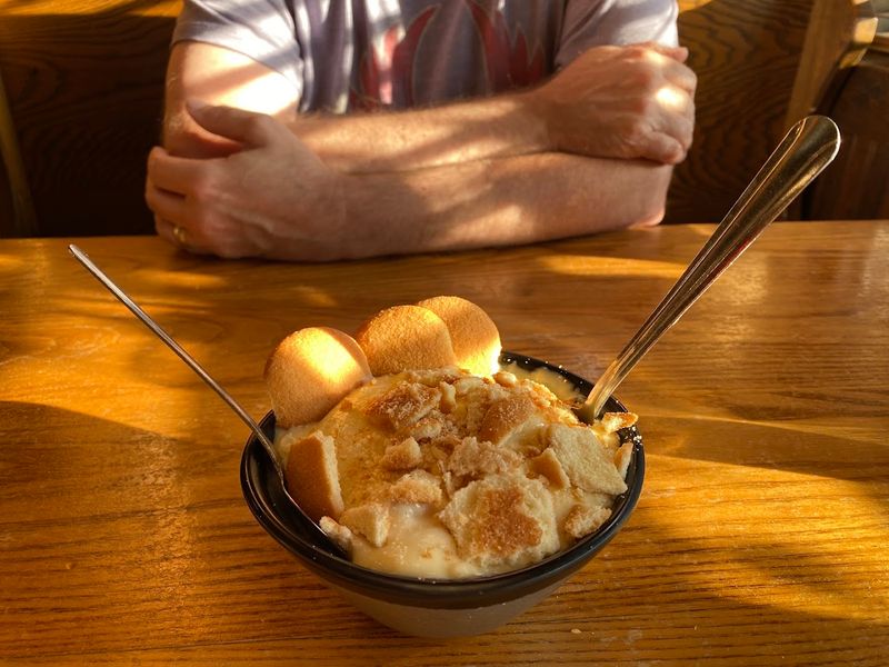 The Famous Banana Pudding Dessert
