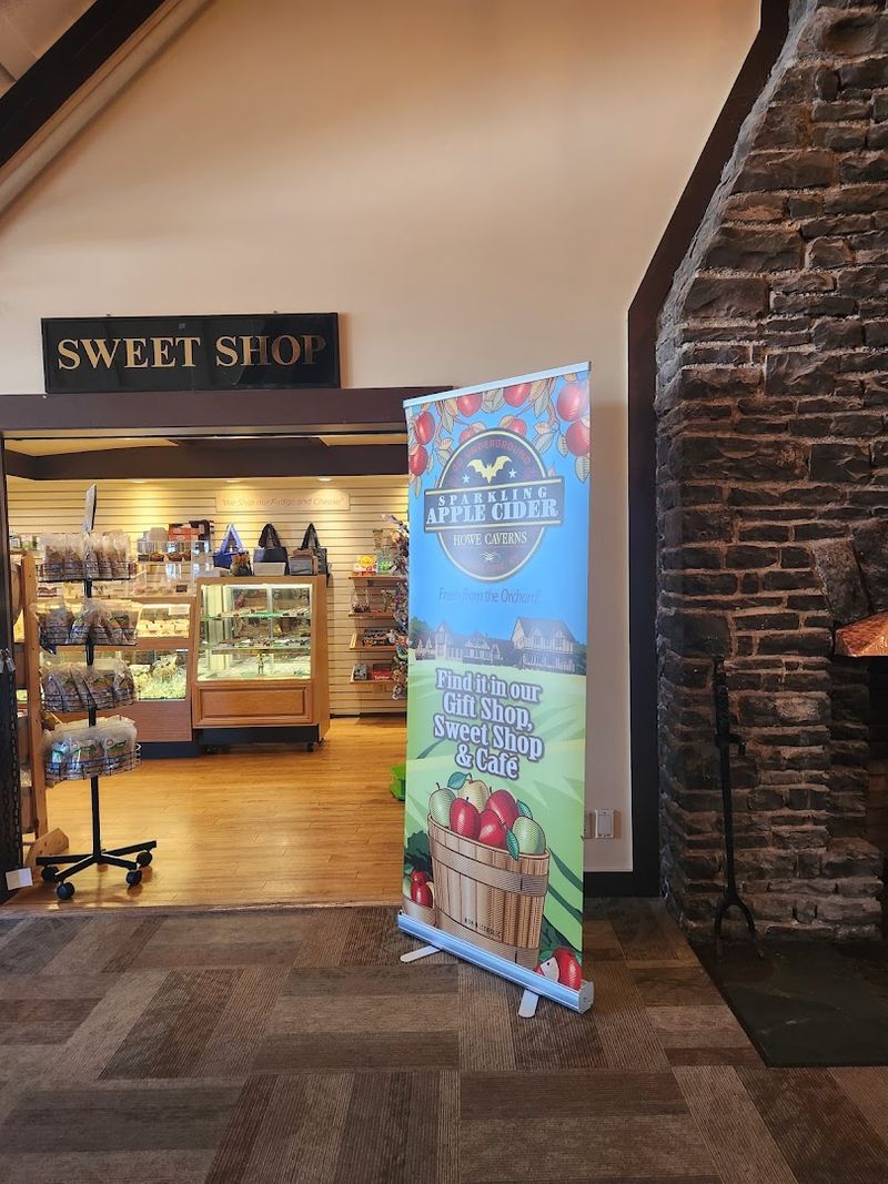 The Gift Shop, Cafe, and Sweet Shop: Post-Tour Treats