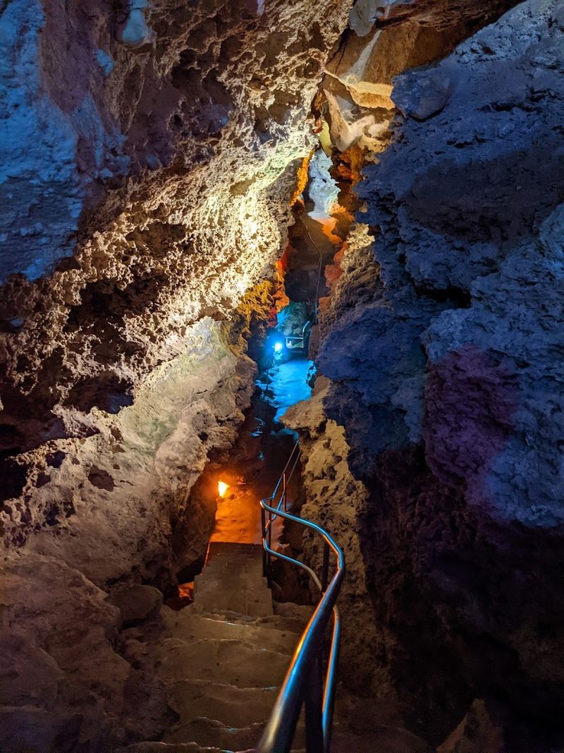 The Glowing Cave Lights That Make Every Photo Pop The Glowing Cave Lights That Make Every Photo Pop