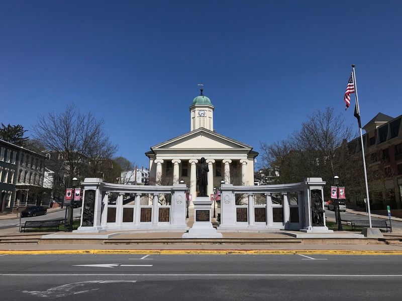 The Historic Bellefonte Courthouse