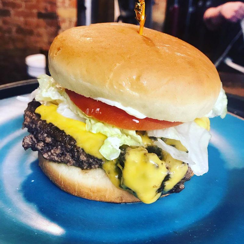The Kolossal Burger — Go Big or Go Home