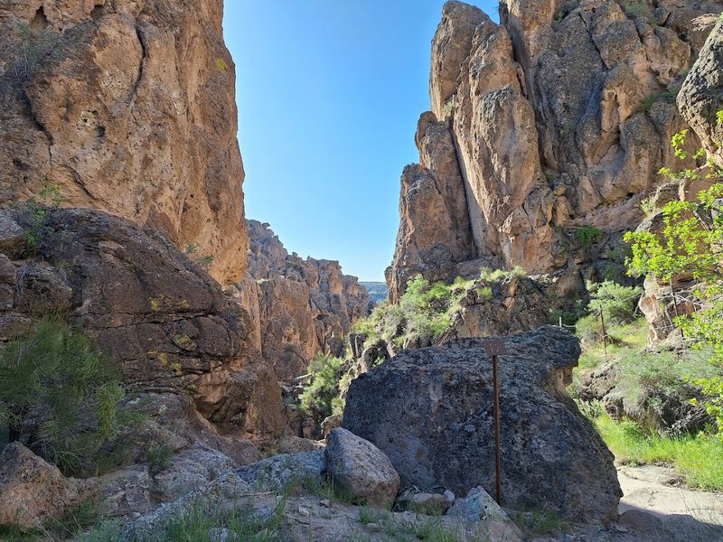 The Legendary Ash Canyon Hiking Trail