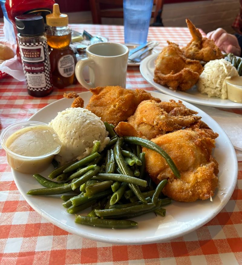 The Legendary Fried Chicken That Started It All The Legendary Fried Chicken That Started It All