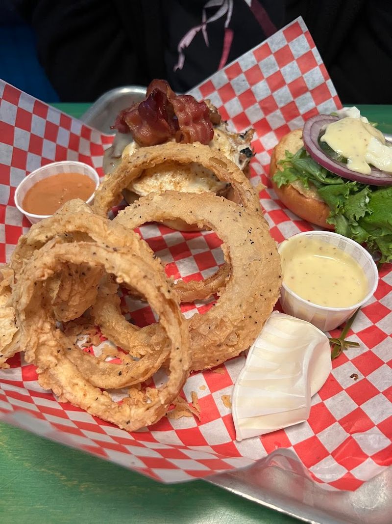 The Legendary Onion Rings Everyone Talks About