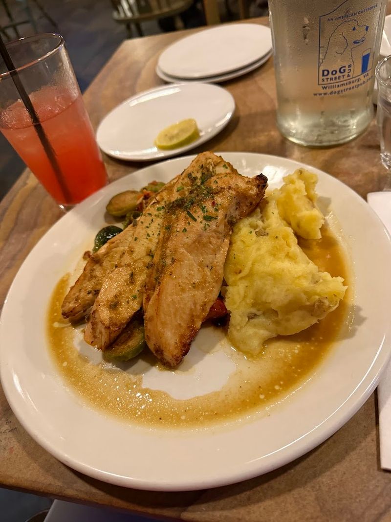 The Legendary Pork Shank That Keeps People Coming Back