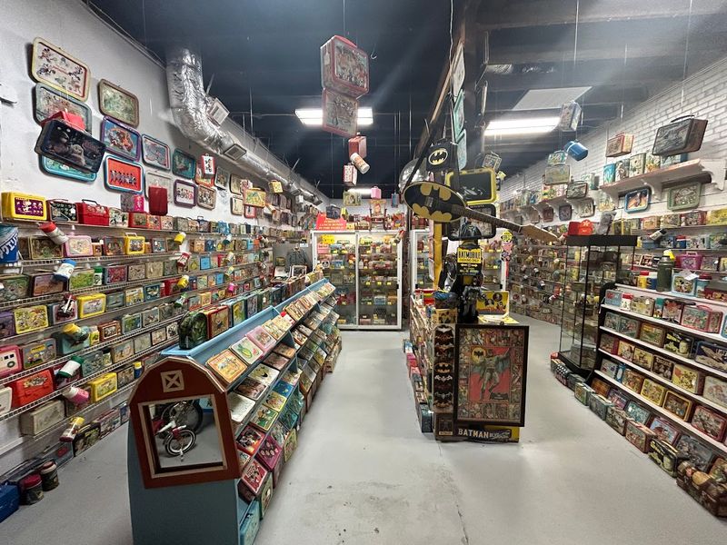 The Lunch Box Museum: A Metal and Plastic Trip Through Childhood