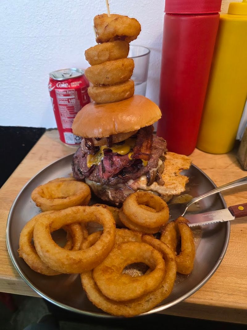 The Moo Clube Oink Burger