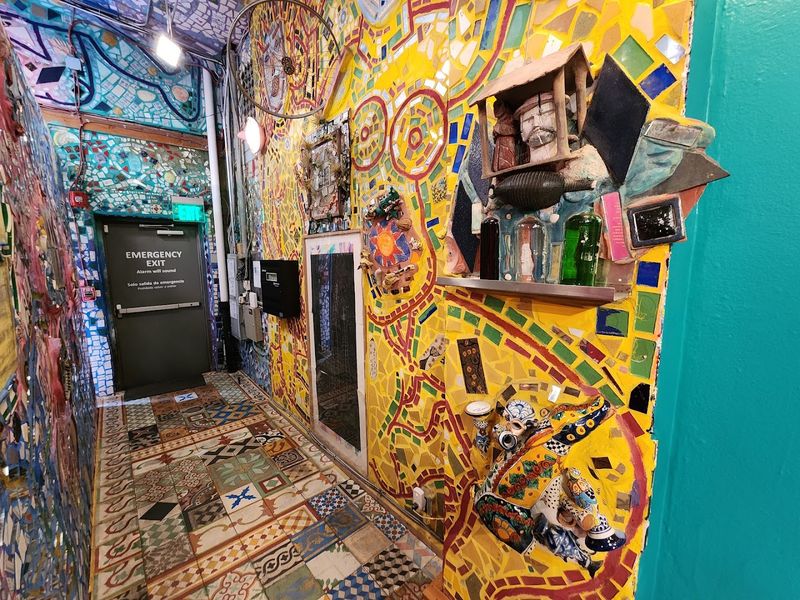 The Mosaicked Bathrooms You Will Not Expect
