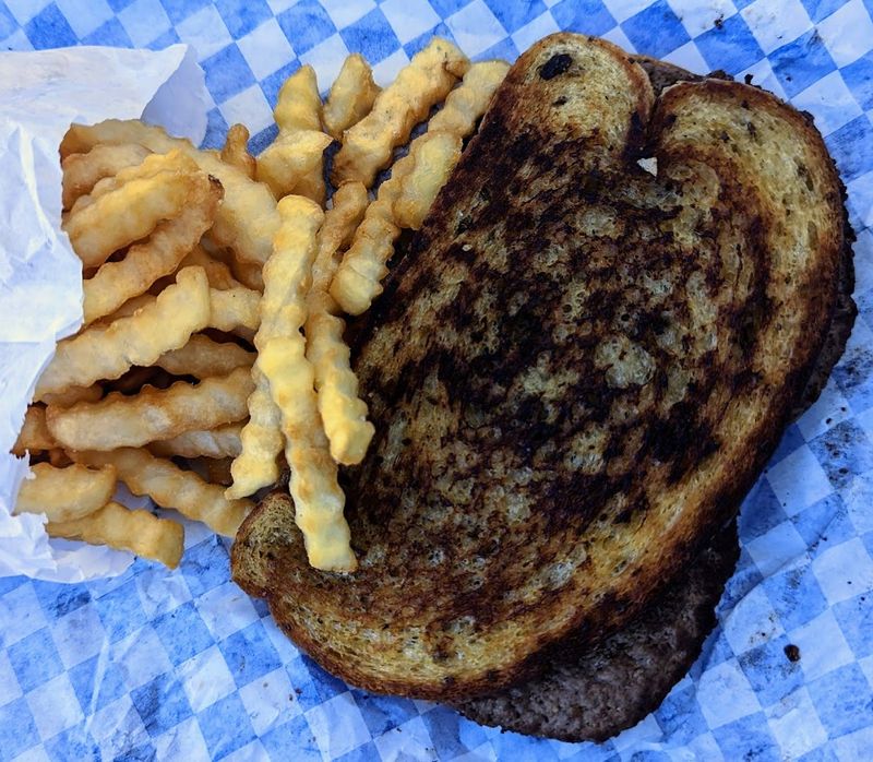 The Pastrami Reuben That Holds Its Own