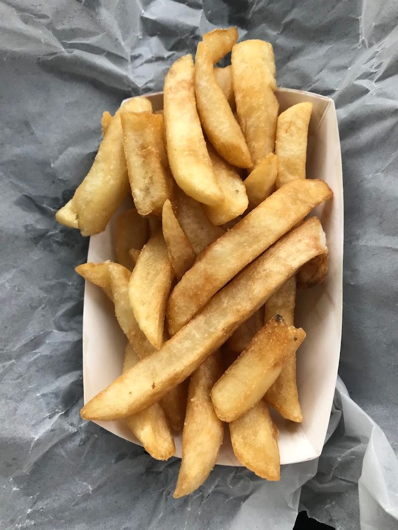 The Perfect Golden Fries That Deserve Their Own Spotlight