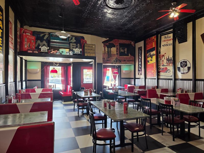The Retro Decor That Takes You Back in Time