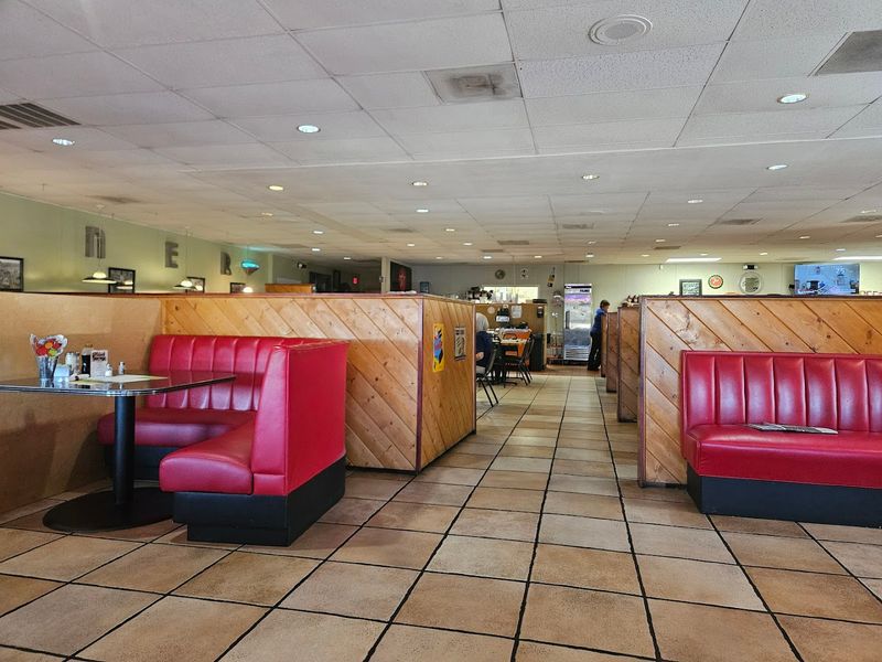 The Retro Diner Atmosphere You Cannot Find Anywhere Else