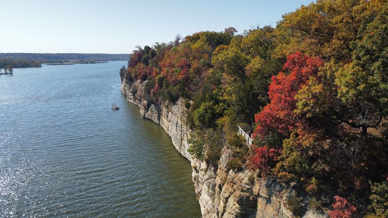 The Riverside Bluff Views That Will Take Your Breath Away