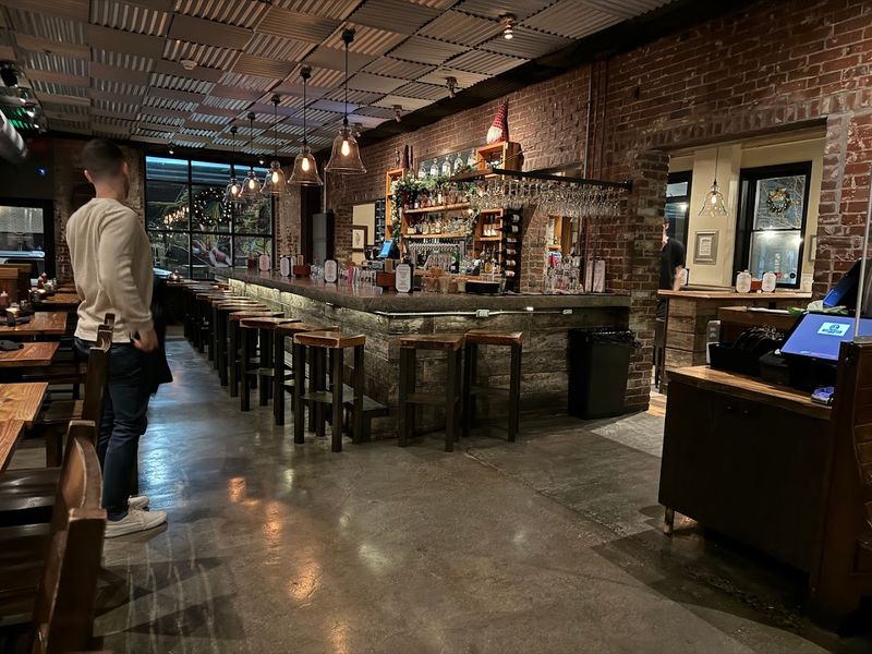 The Rustic-Chic Atmosphere That Sets the Mood